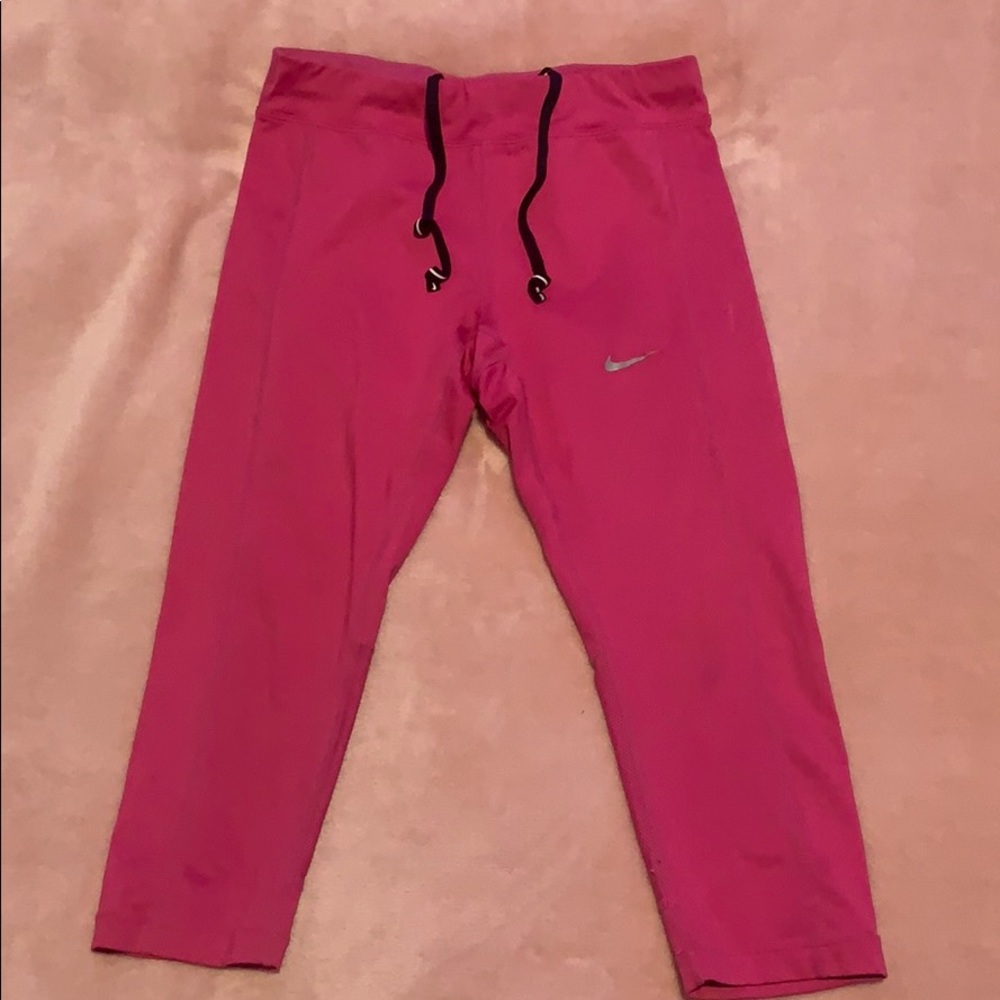 Nike dri-fit capri leggings